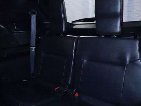 Used 2024 Mitsubishi Outlander SE image 15