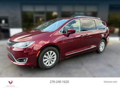 Used 2019 Chrysler Pacifica Touring-L