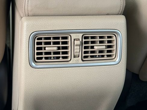 Used 2016 Nissan Altima 2.5 SL w/ Moonroof Package image 24