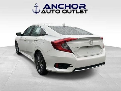 Used 2019 Honda Civic EX image 8