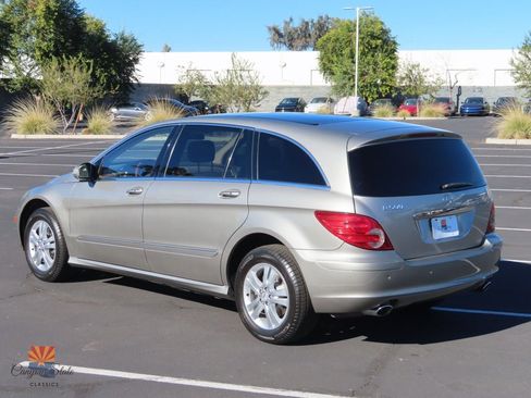 Used 2006 Mercedes-Benz R 500 4MATIC image 11