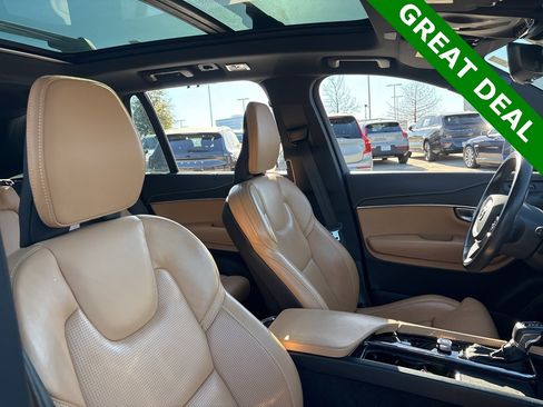 Used 2022 Volvo XC90 T6 Inscription w/ Advanced Package image 13