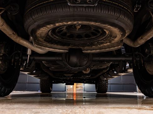 Used 2023 GMC Sierra 1500 SLT image 16