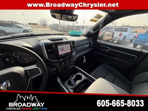 New 2026 RAM 1500 Big Horn AWD/4WD image 16