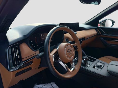 Used 2025 MAZDA CX-70 3.3 Turbo S w/ Premium Plus image 9