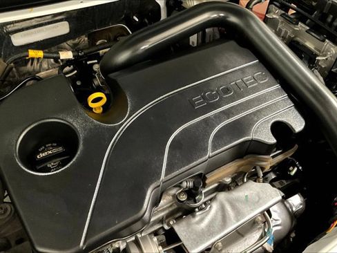 Used 2024 Chevrolet Equinox LT image 31