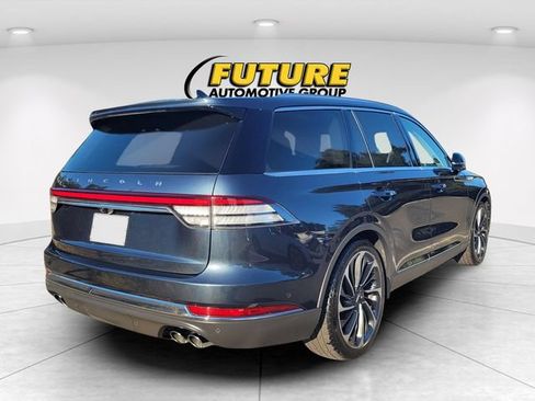 Used 2023 Lincoln Aviator Reserve w/ Equipment Group 201A AWD/4WD image 3