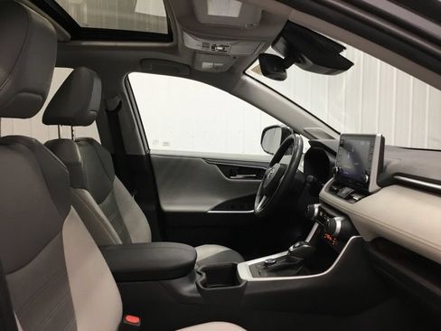 Used 2022 Toyota RAV4 Limited w/ Limited Grade Weather Package AWD/4WD image 23