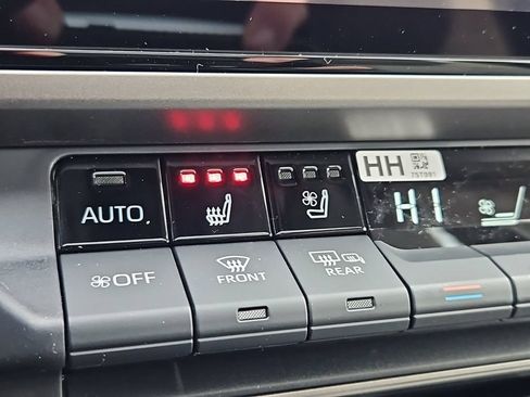 New 2026 Toyota Camry XLE w/ Premium Package AWD/4WD image 17
