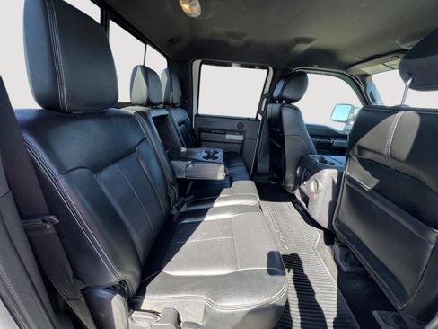 Used 2013 Ford F350 Lariat image 25