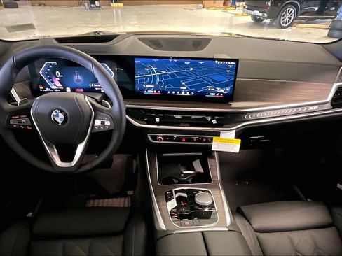 New 2026 BMW X5 sDrive40i image 5