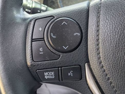 Used 2017 Toyota RAV4 Platinum FWD image 20