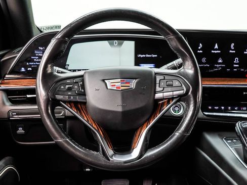 Used 2021 Cadillac Escalade Luxury RWD image 23
