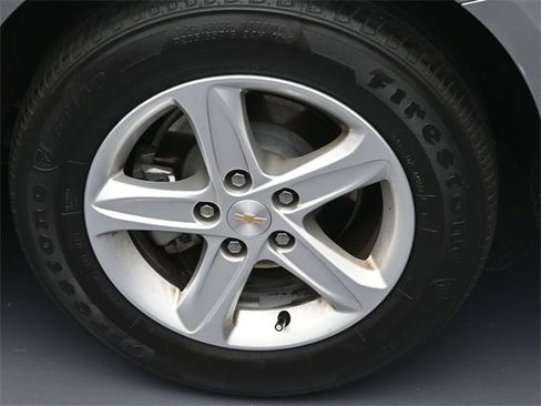 Used 2024 Chevrolet Malibu LT image 8