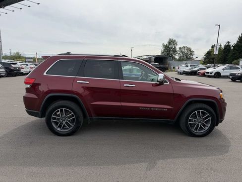 Used 2019 Jeep Grand Cherokee Limited AWD/4WD image 9