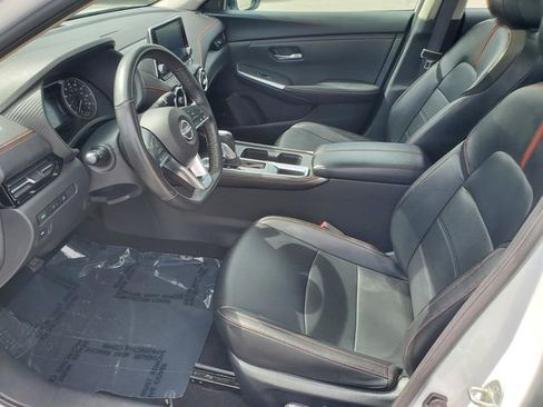 Certified 2025 Nissan Sentra SR w/ SR Premium Package FWD image 14