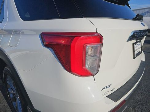 Used 2022 Ford Explorer XLT w/ Equipment Group 202A image 38