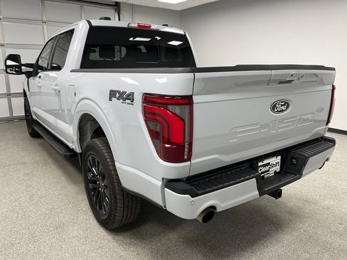 Used 2025 Ford F150 Lariat AWD/4WD image 8