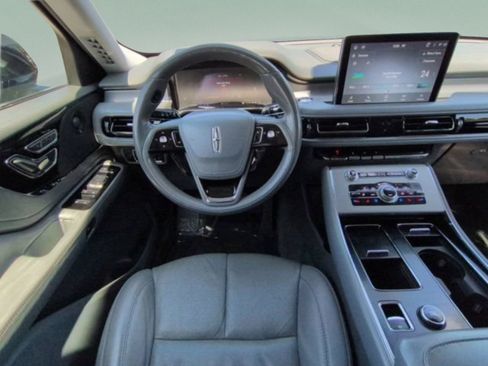 Used 2021 Lincoln Aviator Reserve w/ Elements Package Plus RWD image 15