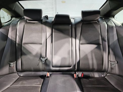 Used 2022 Honda Accord Sport image 13