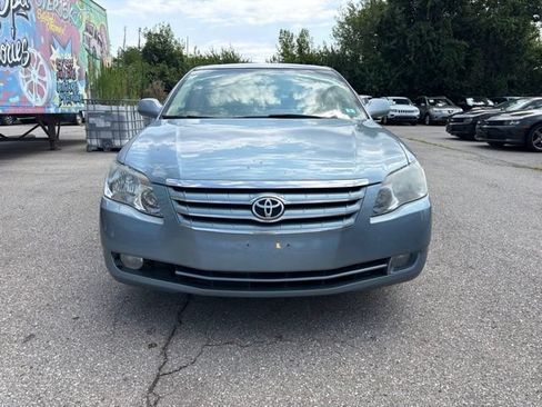 Used 2007 Toyota Avalon Limited FWD image 2