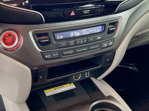 Used 2022 Honda Pilot Special Edition image 14
