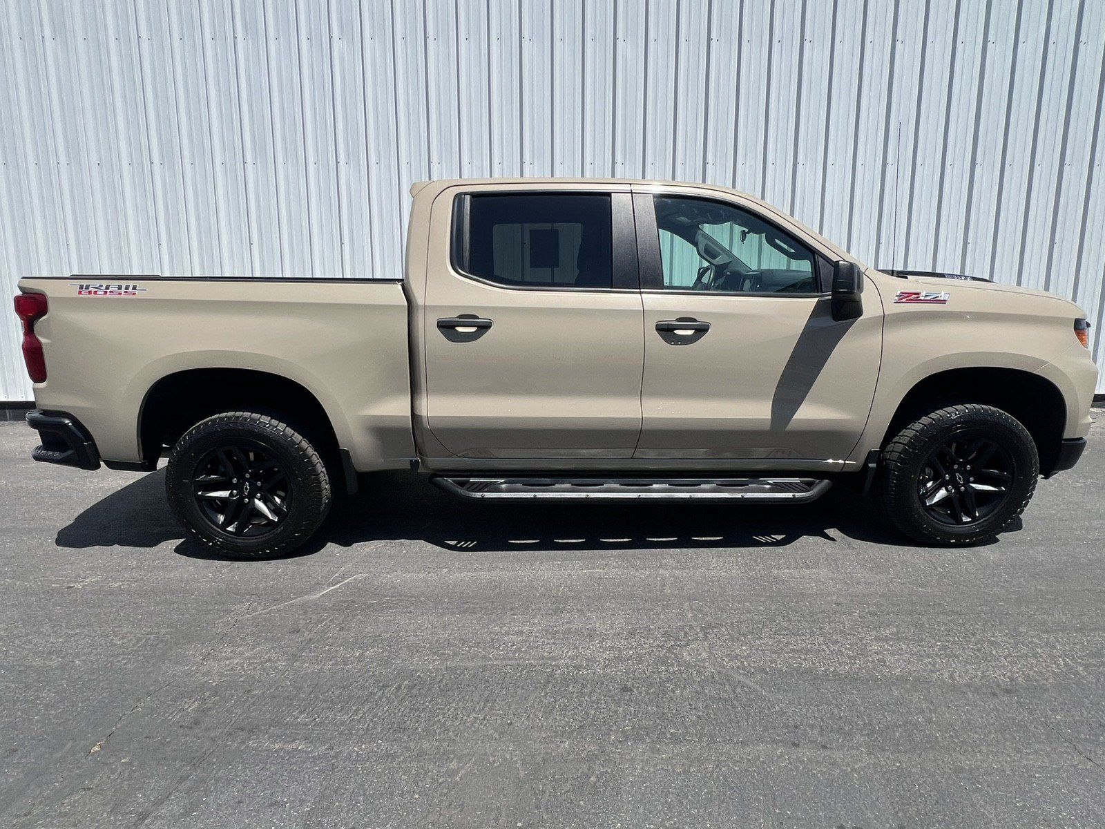 Used 2022 Chevrolet Silverado 1500 Custom Trail Boss AWD/4WD image 7