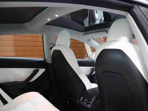 Used 2020 Tesla Model 3 Performance image 60