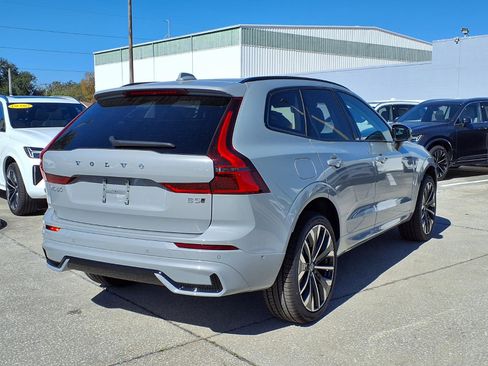 New 2026 Volvo XC60 B5 Ultra w/ Climate Package image 7