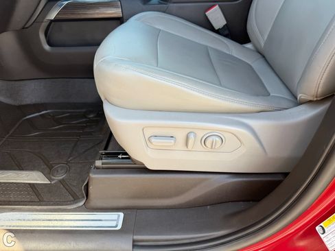 Used 2019 Chevrolet Silverado 1500 LT Trail Boss AWD/4WD image 22