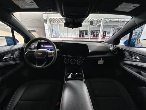 New 2025 Chevrolet Blazer EV LT image 23
