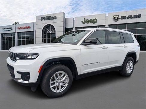 New 2025 Jeep Grand Cherokee L Laredo image 8
