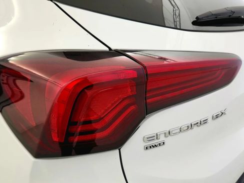 Used 2024 Buick Encore GX Sport Touring image 15