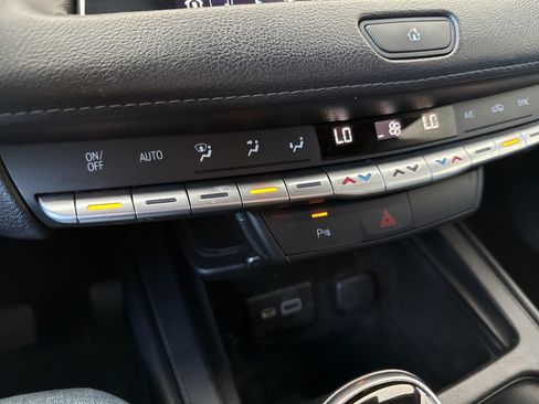 Used 2020 Cadillac XT4 Premium Luxury image 26