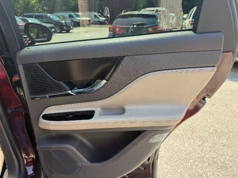 Used 2020 Lincoln Corsair AWD w/ Equipment Group 101A image 37