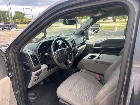 Used 2019 Ford F150 XLT w/ Equipment Group 302A Luxury AWD/4WD image 10