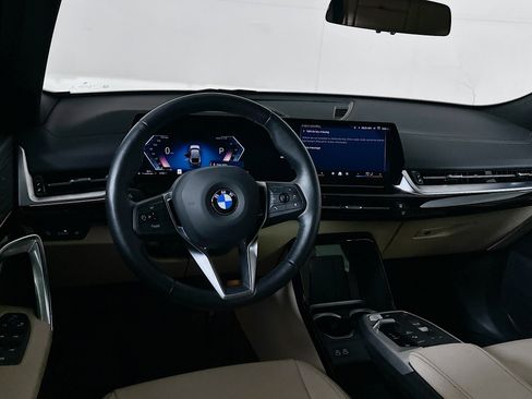 Used 2025 BMW X2 xDrive28i w/ Convenience Package image 18