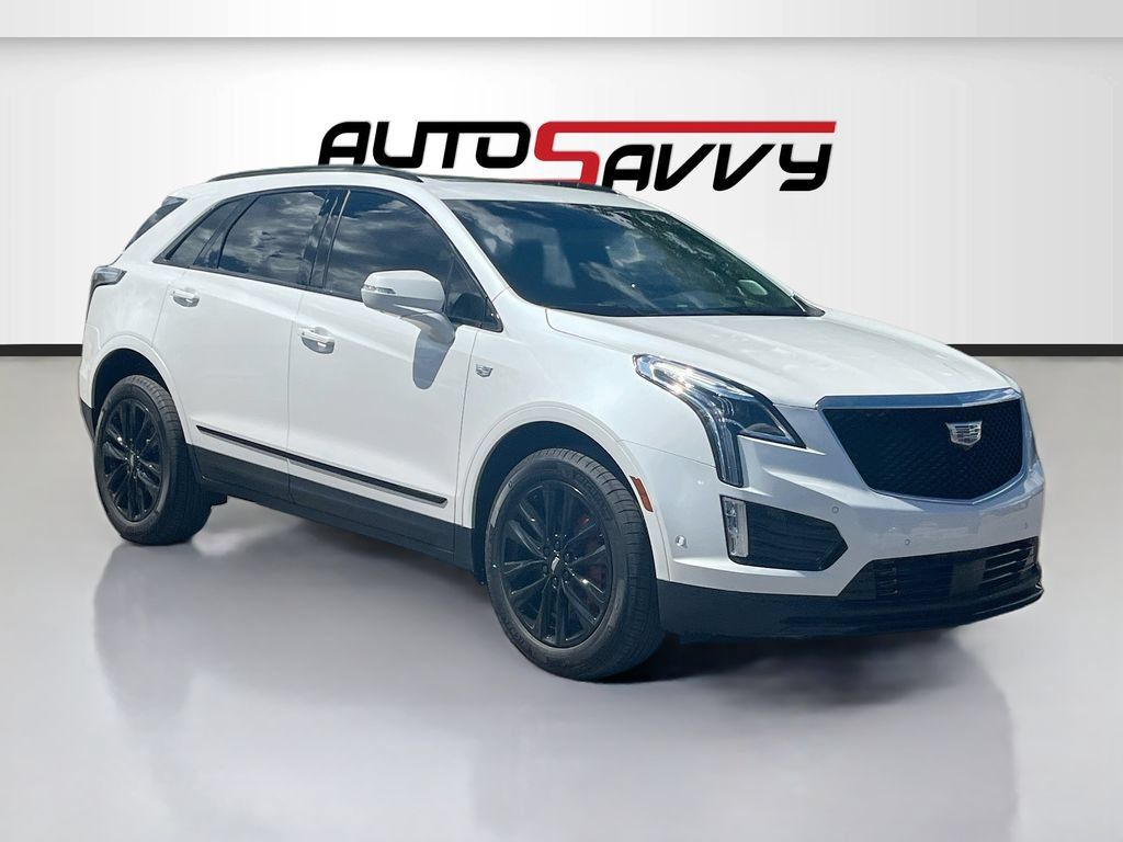 Used 2026 Cadillac XT5 Sportv w/ LPO, Onyx Lite Package AWD/4WD image 1