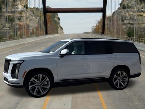 New 2026 Cadillac Escalade Platinum Sport w/ LPO, Floor Liner Package image 4