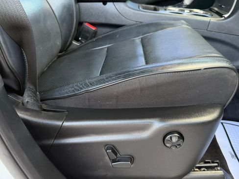Used 2018 Jeep Grand Cherokee High Altitude RWD image 28