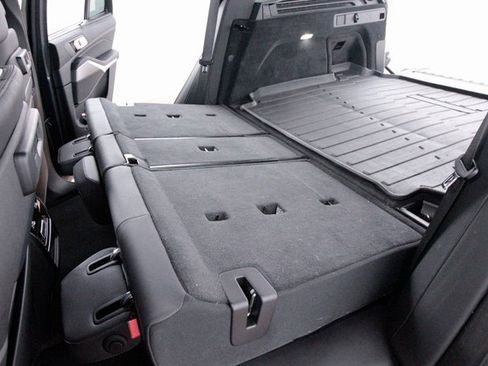 Used 2022 BMW X5 xDrive45e image 34