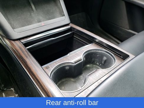 Used 2022 Tesla Model X image 28