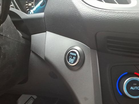 Certified 2019 Ford Escape SE image 23