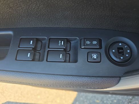 Used 2015 Kia Sorento LX FWD image 26