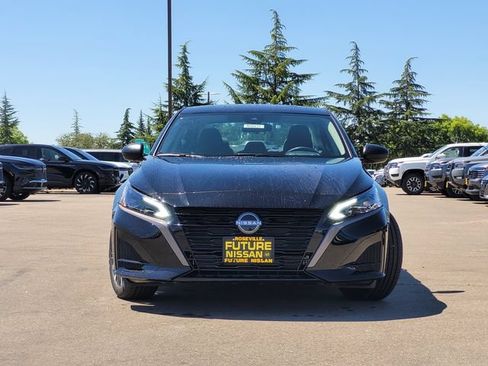 New 2026 Nissan Altima 2.5 SV FWD image 3