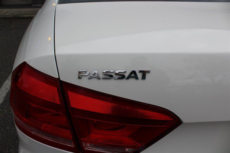 Used 2013 Volkswagen Passat 2.5 SE FWD image 25