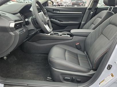 New 2025 Nissan Altima 2.5 SR