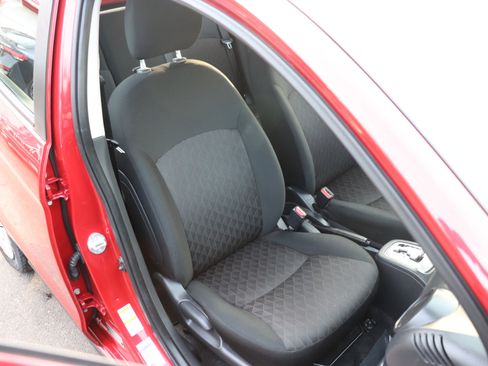 Used 2024 Mitsubishi Mirage ES image 14