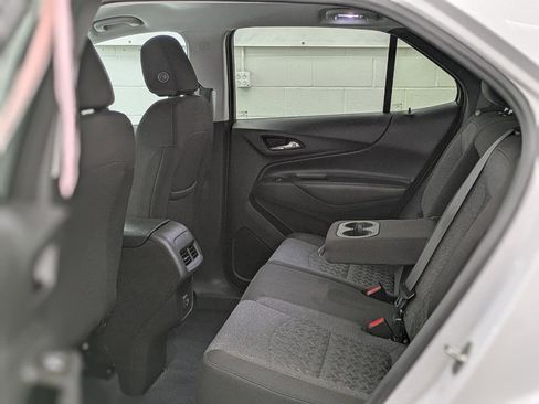 Used 2024 Chevrolet Equinox LT AWD/4WD image 13