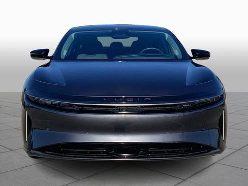 Used 2025 Lucid Air Pure image 3